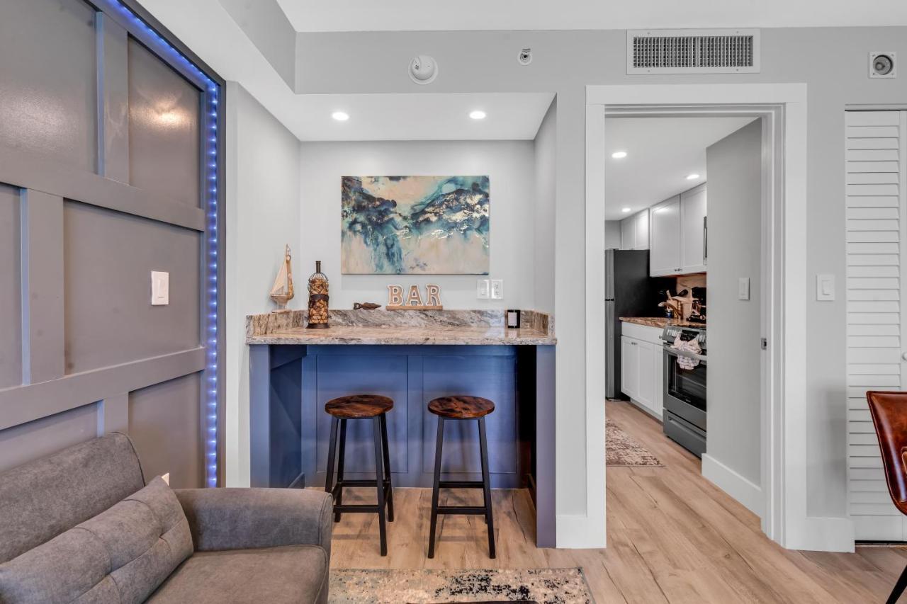 Breakers Tower 1Br Oceanfront Condo 미를 비치 외부 사진