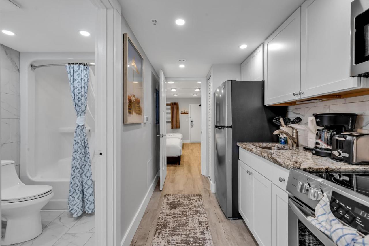 Breakers Tower 1Br Oceanfront Condo 미를 비치 외부 사진
